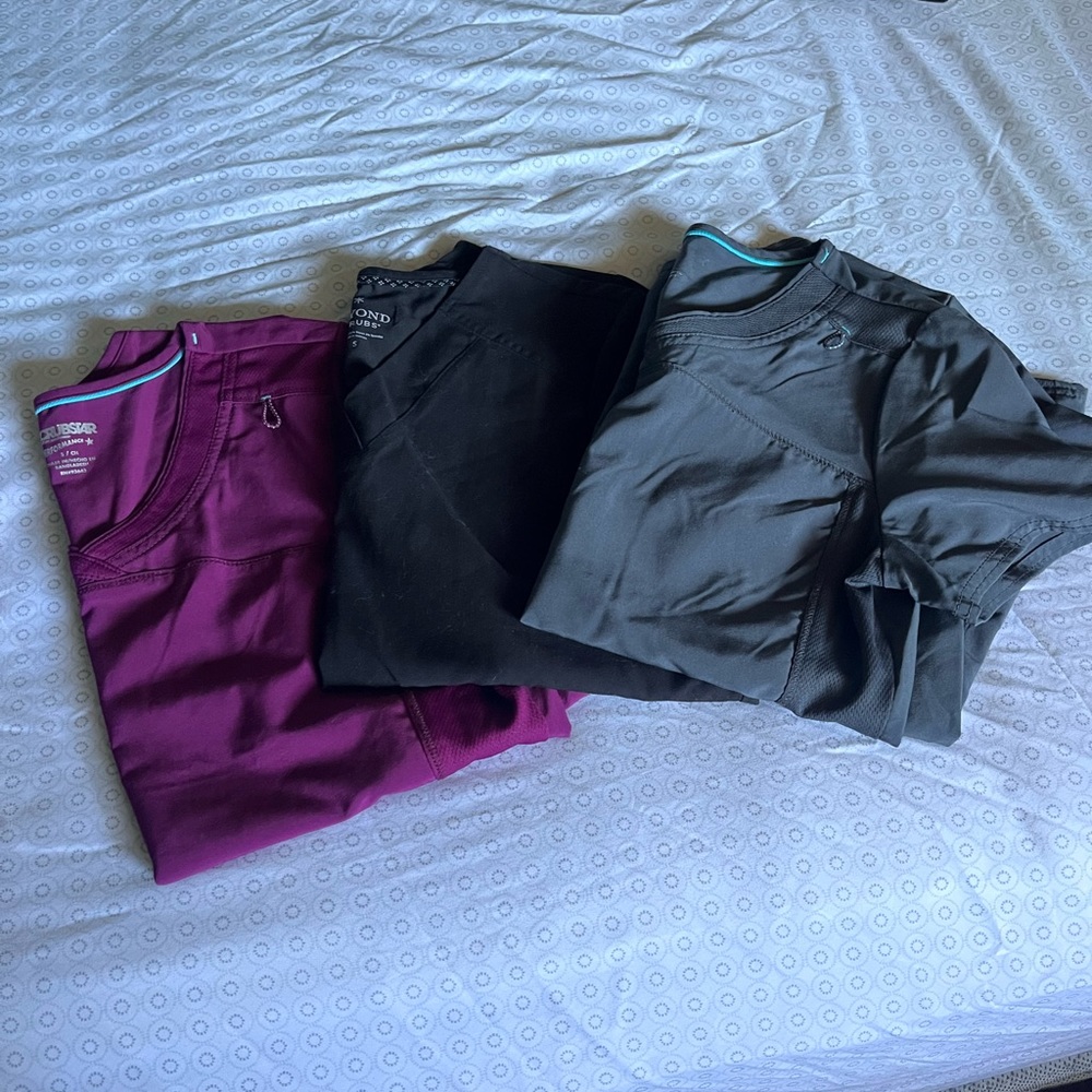 Scrub Tops (3) Size S